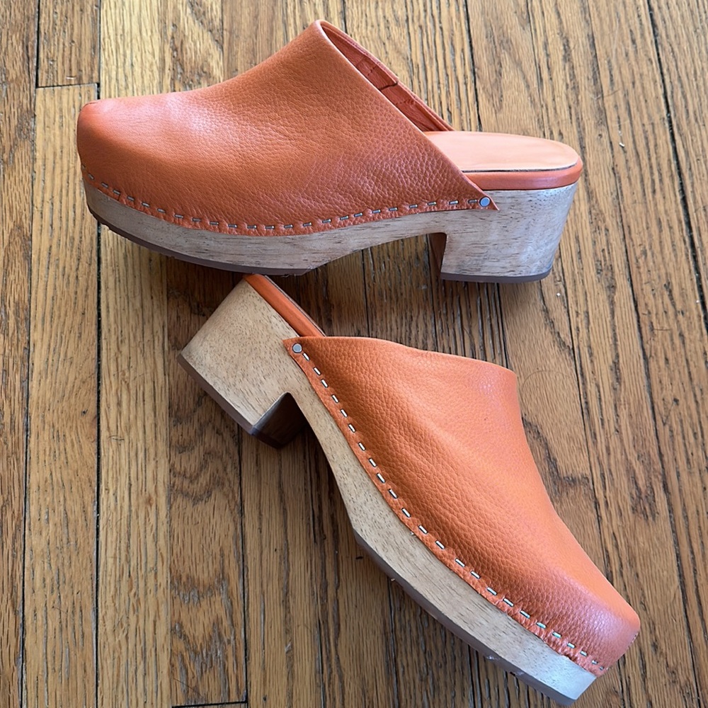 Charlotte Stone Clogs